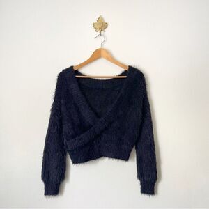 Urban Outfitters Black Fuzzy Wrap Sweater preowned size XS